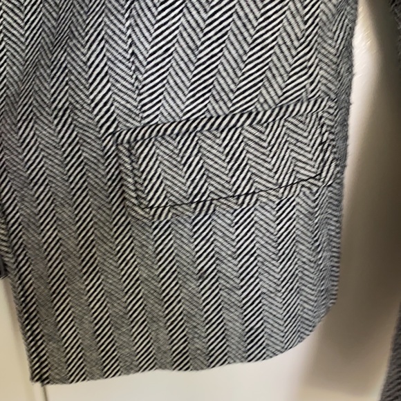 BANANA REPUBLIC herringbone blazer - Picture 3 of 9